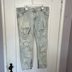 One by oneteaspoon light ripped jeans